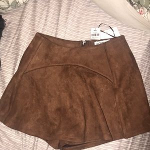 LF Seek skort